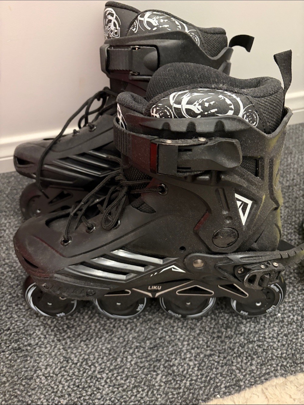Women Black Inline Skates with Supportive Ankle Cuff